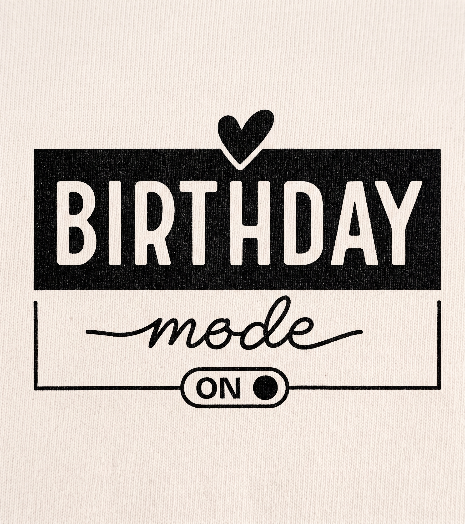 Birthday Mode ON Girls Graphic T-Shirt – Cream